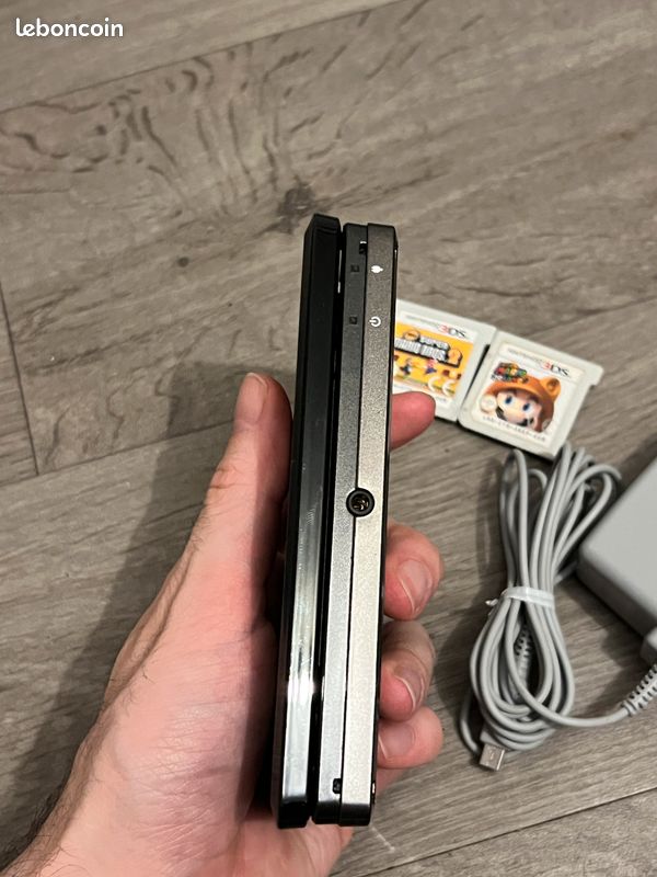 Nintendo 3DS Noire + un jeux au choix (image 5)