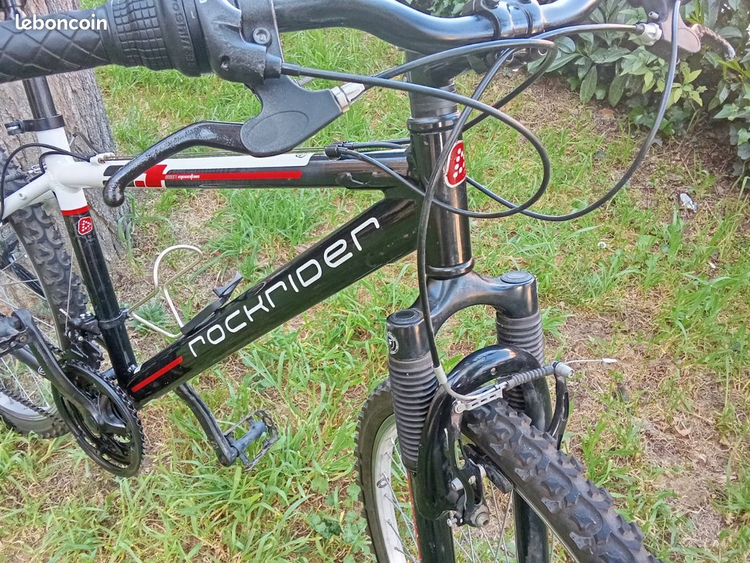 Vélo VTT Homme 26 Pouces - Cadre Acier Rouge, Double Suspension, 24 Vitesses, Freins à Patins, Occasion