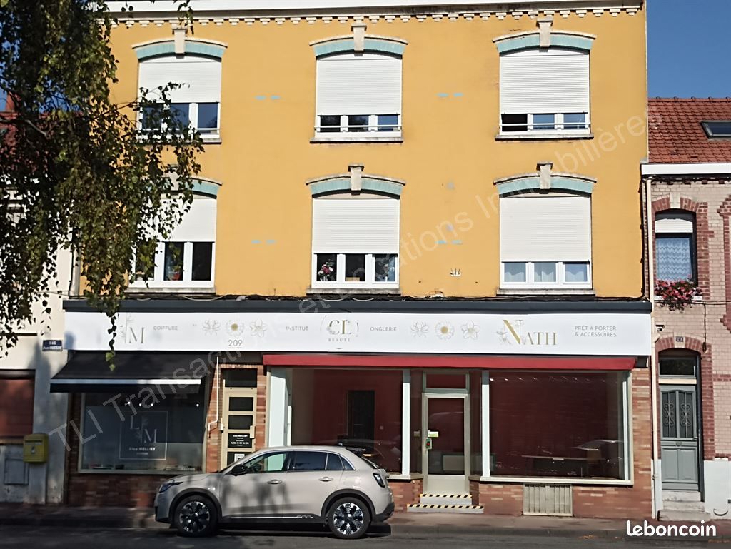 Immeuble 350 m² · à Coudekerque-Branche · 350 m² · 431 600 €