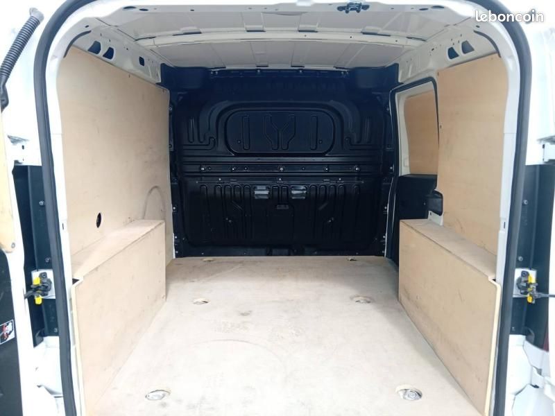 Fiat Doblo Cargo 10 825 HT 1.6 Multijet 105ch Pro Lounge 3 Places (image 6)