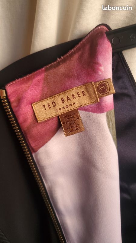 Robe Ted Baker Taille 3 - Couleur Beige, Viscose, Style évasé Longueur Genou - Neuf Sans étiquettes
