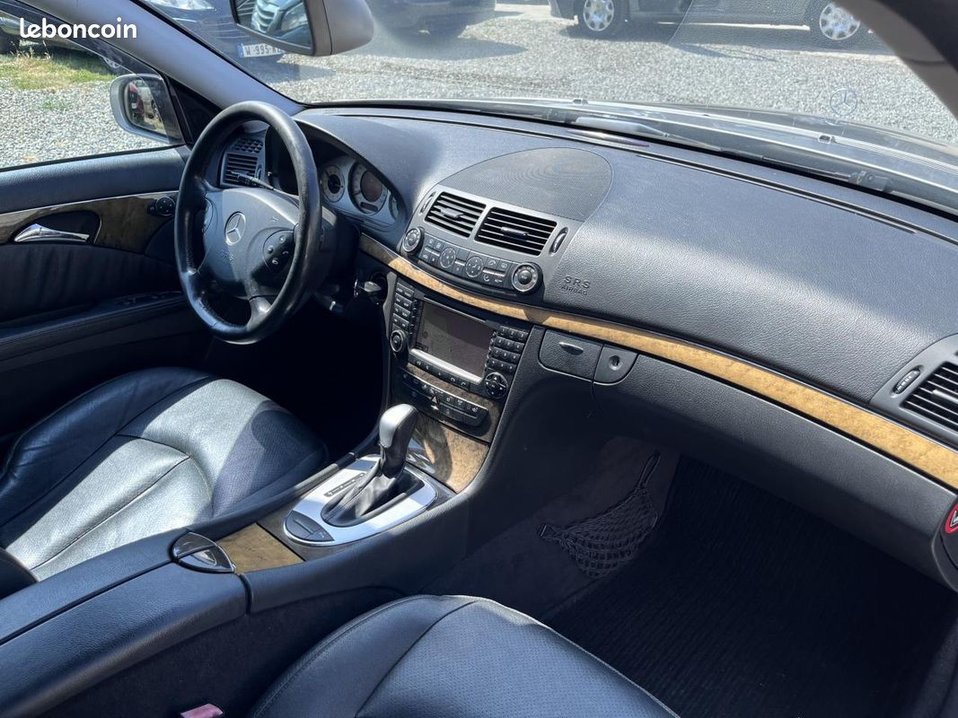 MERCEDES CLASSE E Break 280 CDI - BVA - 211 Avantgarde (image 19)