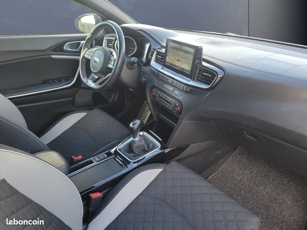 Kia ProCeed 1.0 T-gdi 120 Gt Line (image 13)