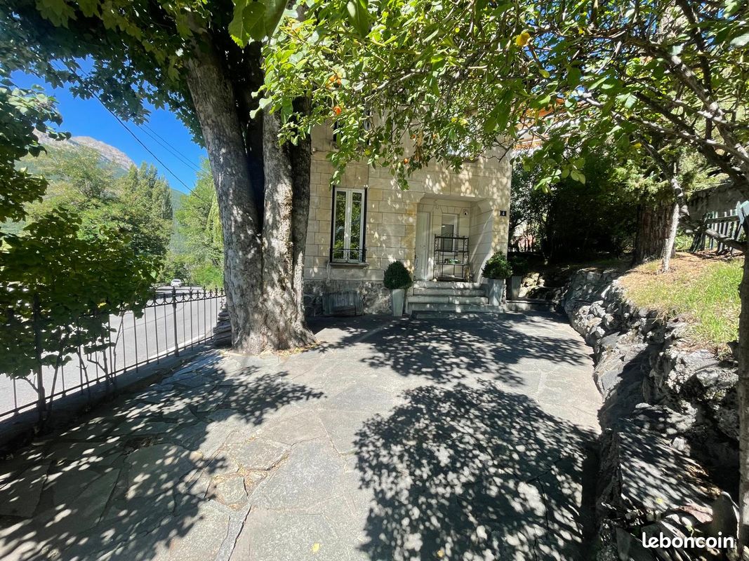 Maison 4 pièces 110 m² · à Briançon · 110 m² · 390 000 €