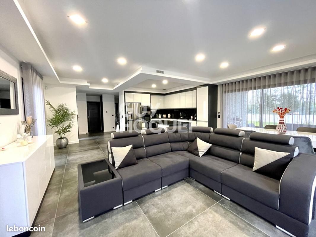 Maison 4 pièces 126 m² - Villenave-d'Ornon 33140 (image principale 7)