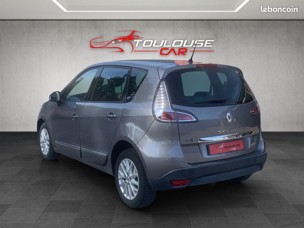 RENAULT SCENIC III dCi 110 Energy eco2 Bose Edition (image 3)