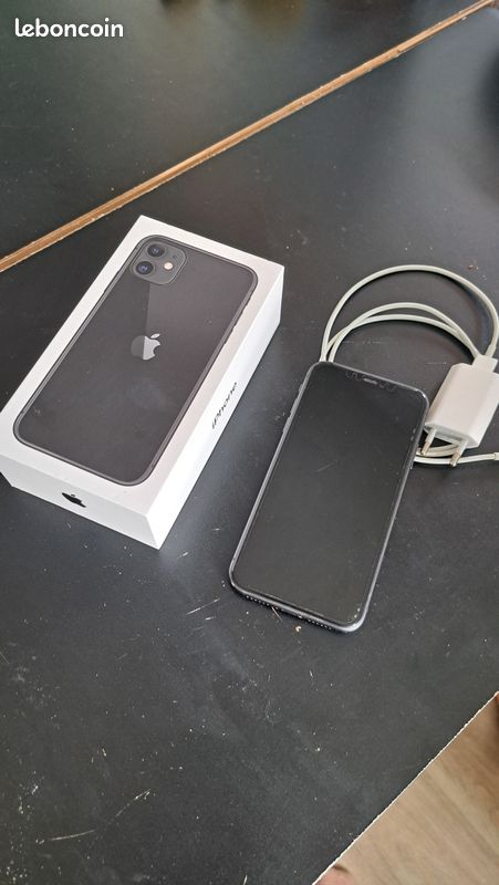 I Phone 11 (image 4)