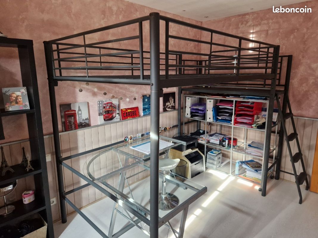 Lit mezzanine 140 (image 1)