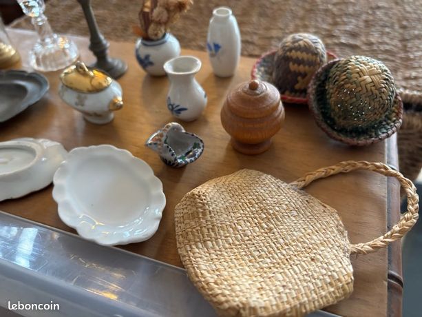 Mini Verres Anciens - Lot De Sujets Miniatures Pour Maison De Poupée Ou Dinette