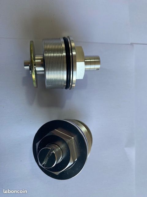 Bouchon de tube de fourche reglable (image 3)