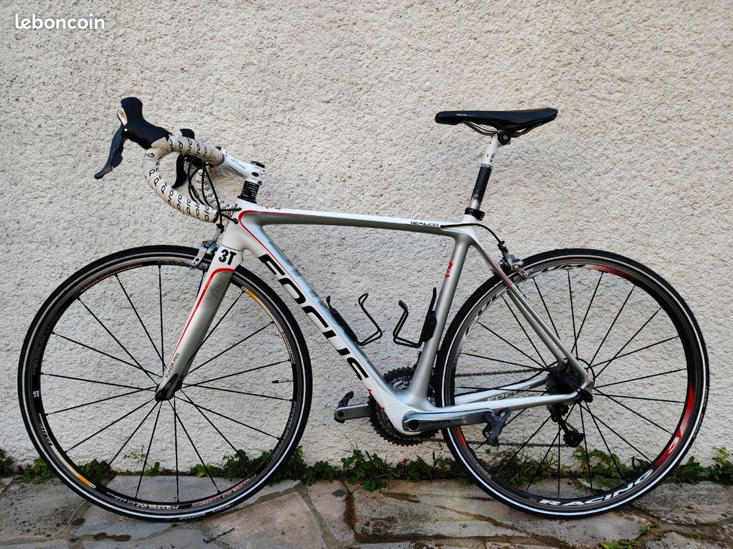 Vélos de course FOCUS IZALCO ERGORIDE 3.0 - Focus