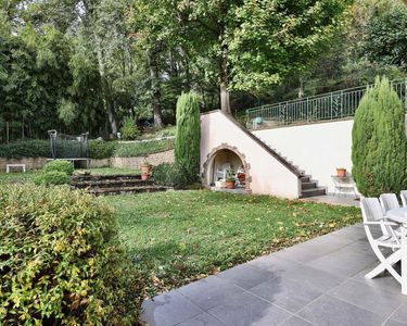 Maison 980 000 € - 323 m²