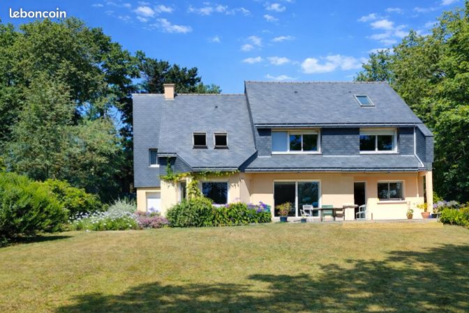Maison 9 pièces 260 m² · à Redon · 260 m² · 530 000 €