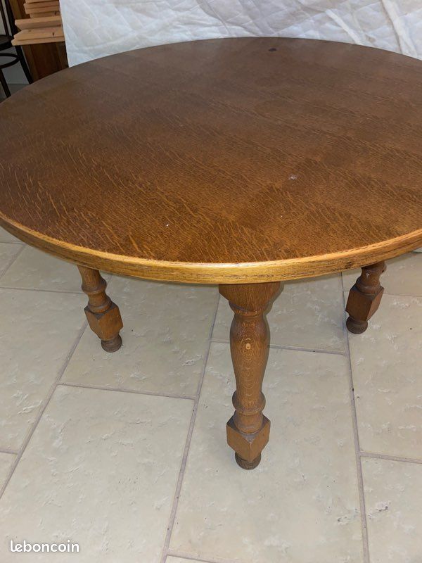 Table en bois (image 2)