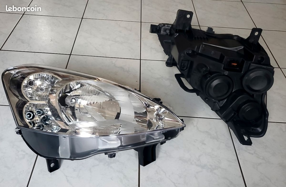 Phare avant Peugeot Partner Neuf (image 1)