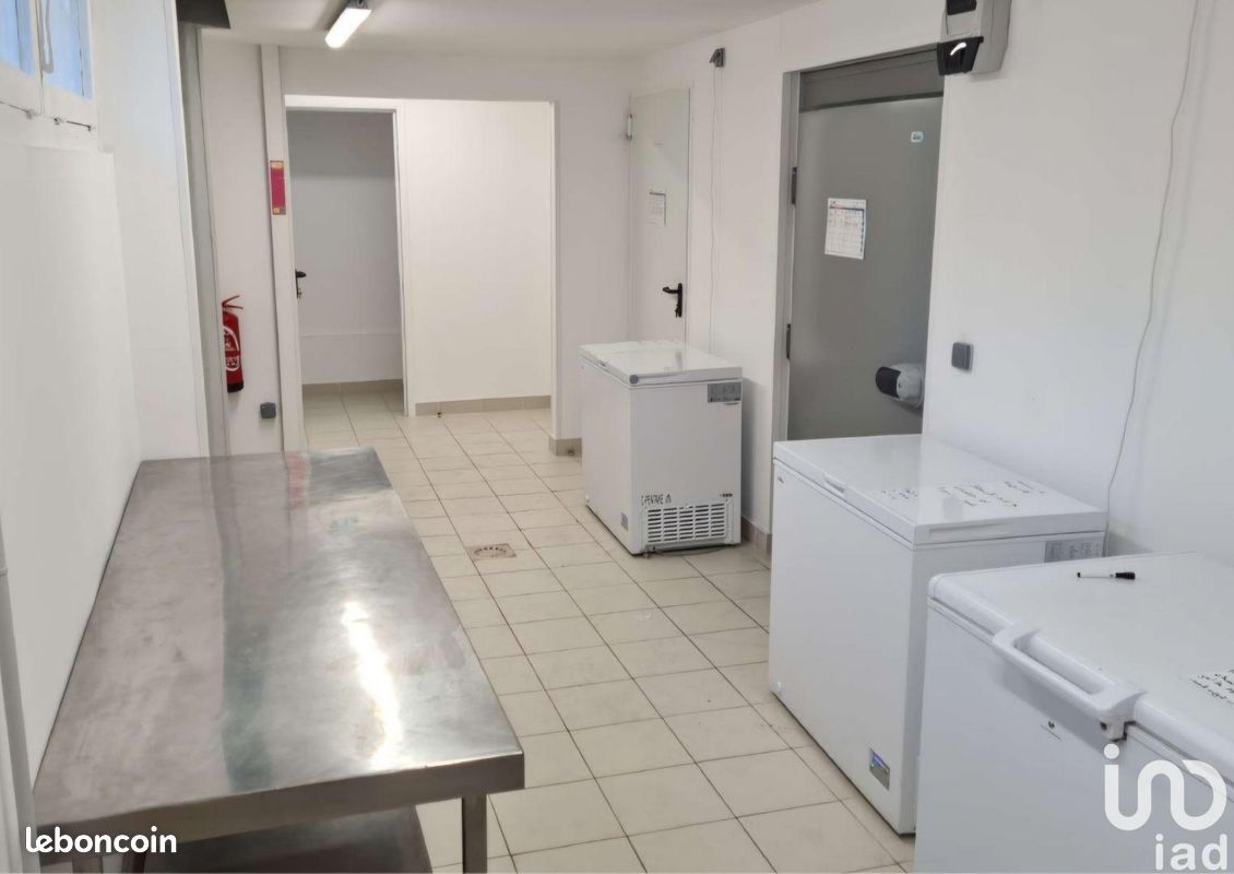 Local 300 m² MARSEILLE (image 11)
