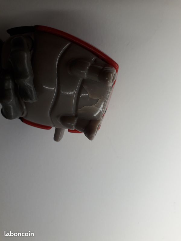 Jouet 1999 mac do 1001 pattes.. Marcel.. Plastique fendu.. (image 2)