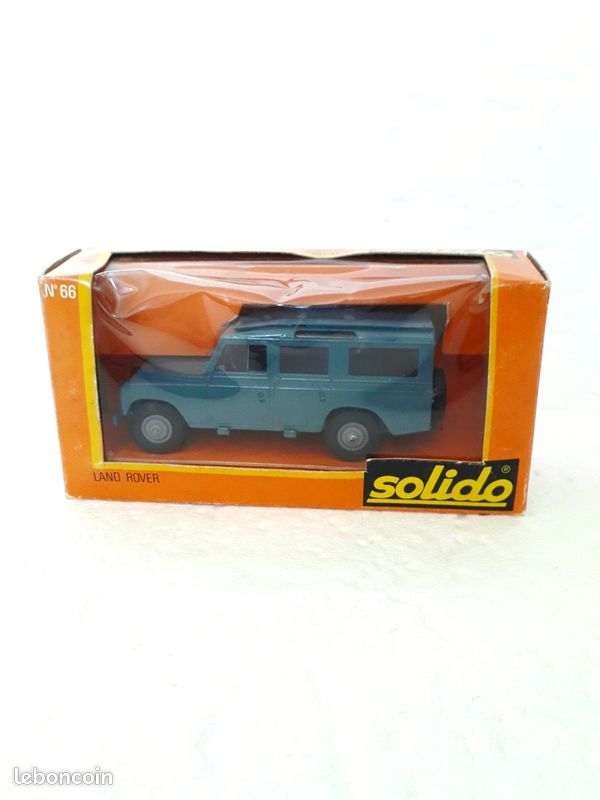 Le Land Rover Defender pompiers de Savoie en miniature par Solido au 1/43e