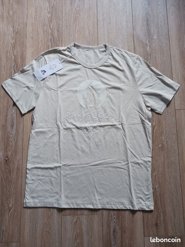T-shirt Le Coq Sportif Graphic Paris 2024 N°1 | House of Rugby