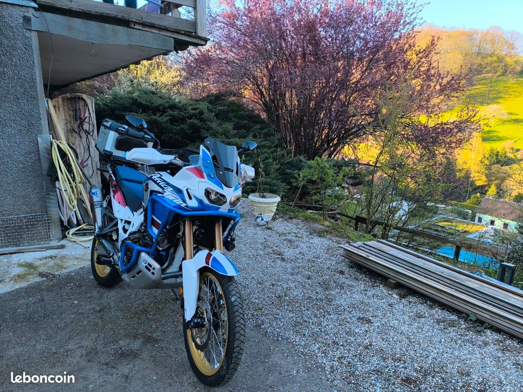 Honda Africa twin 1000 DCT adventure sport (image 3)
