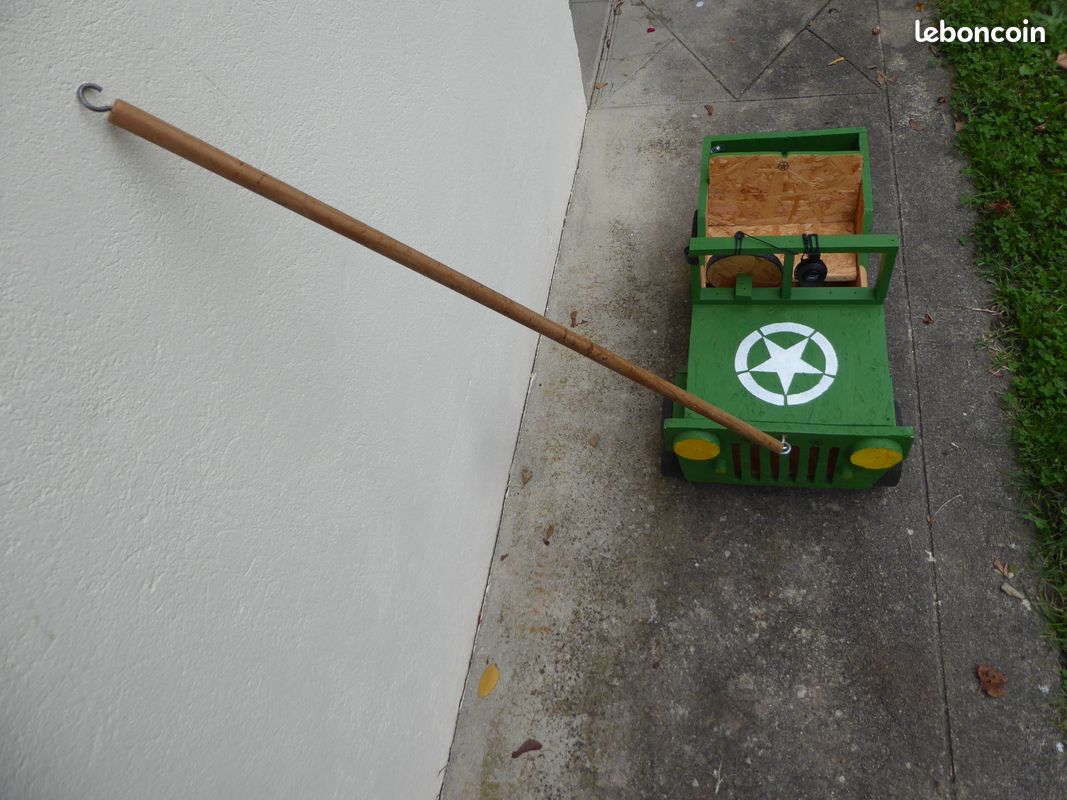 Voiture jouet sans pédales style jeep D Day pour enfant (image 9)