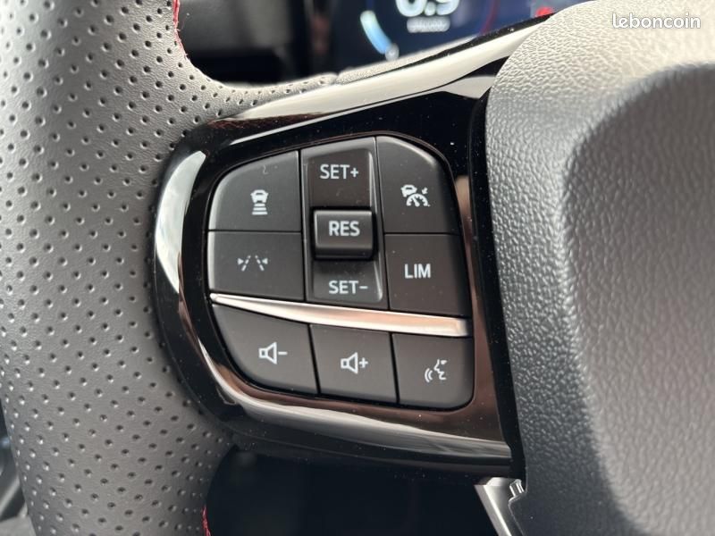 Ford Puma 1.0 EcoBoost Hybrid 125ch ST-Line X S&S Powershift (image 18)