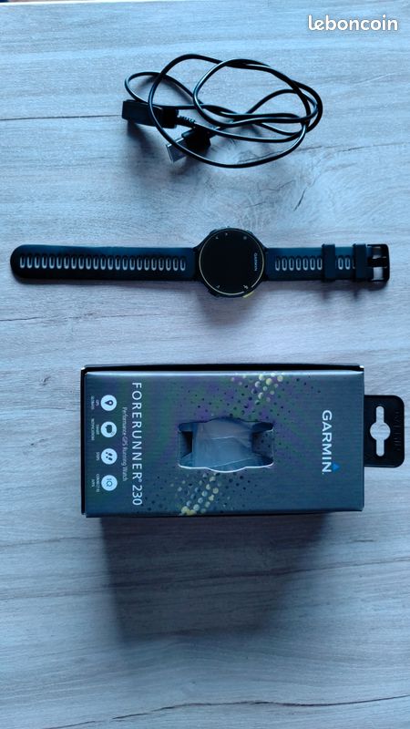Fitness Trackers Garmin VÃvoactive Vs Forerunner 235 Garmin Watch