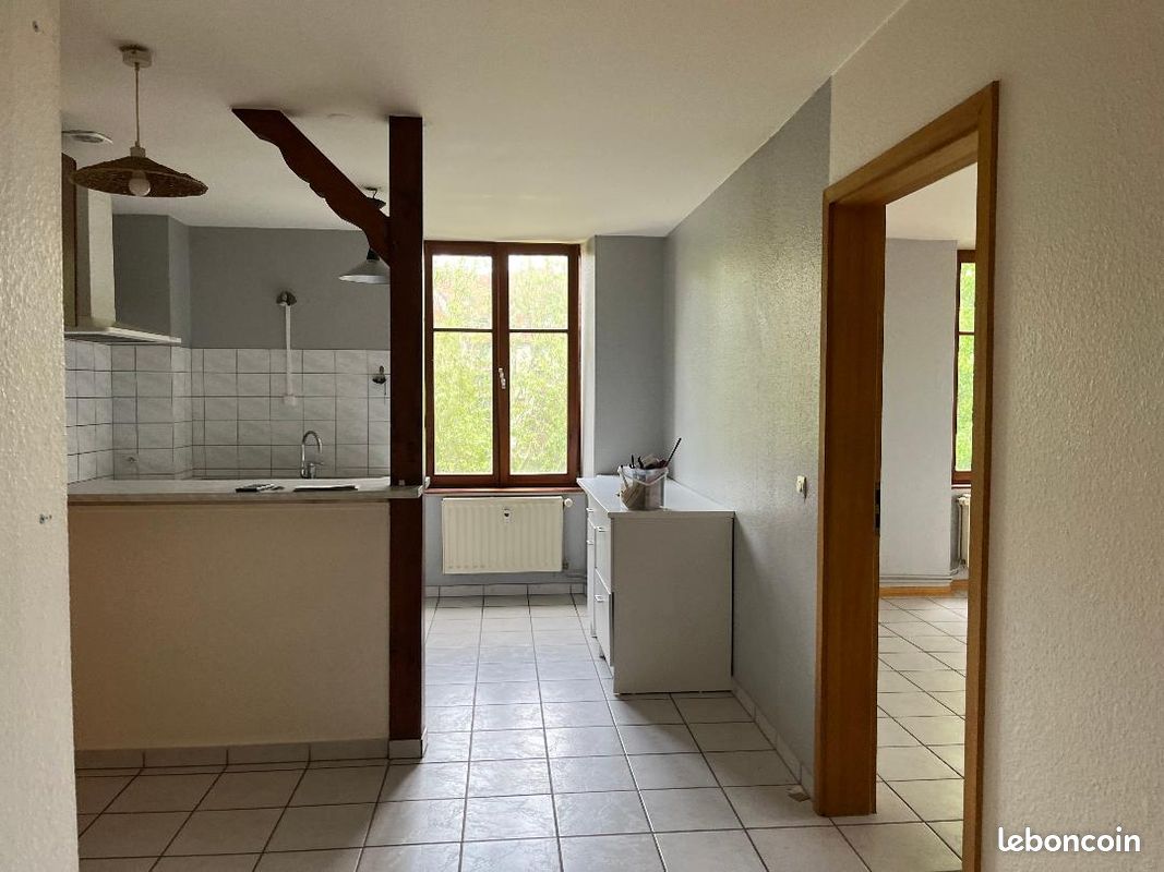 Appartement 3 pièces 75 m² · à Benfeld · 75 m² · 750 €