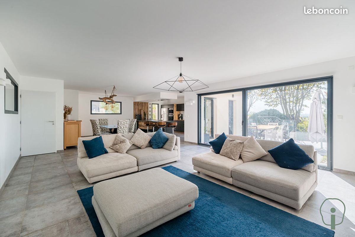 Maison 7 pièces 170 m² · à Miribel · 170 m² · 689 000 €