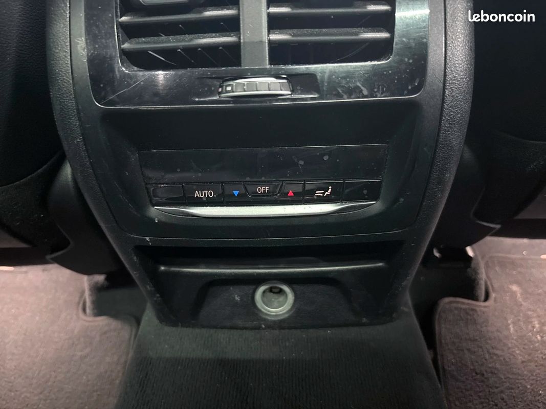 BMW X3 G01 xDrive20d 190ch BVA8 xLine - Entretien BMW - Toit ouvrant panoramique (image 38)