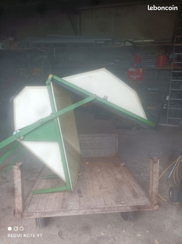 John Deere bac de ramassage (image 2)