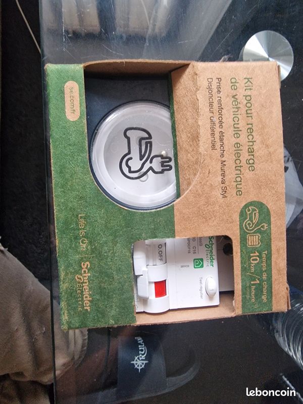 Kit de recharge de véhicule électrique Schneider (image 1)