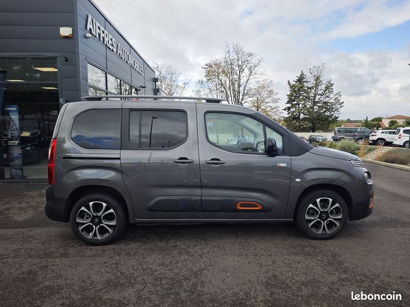 Citroën Berlingo III 1.5 BLUEHDI S&S - 130 BV EAT8 M SHINE (image 5)