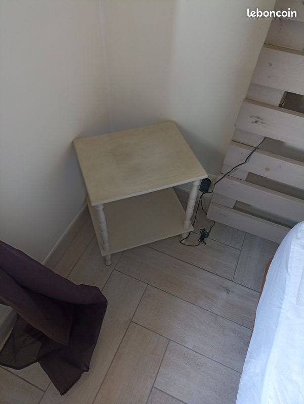 Petit meuble (image 1)