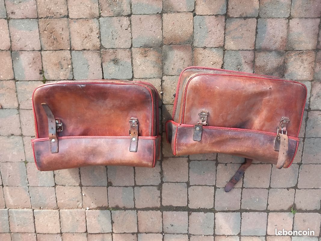 Anciennes Sacoches Vélo, Mobylette Ou Solex, Couleur Marron, Vintage, Fabrication Française