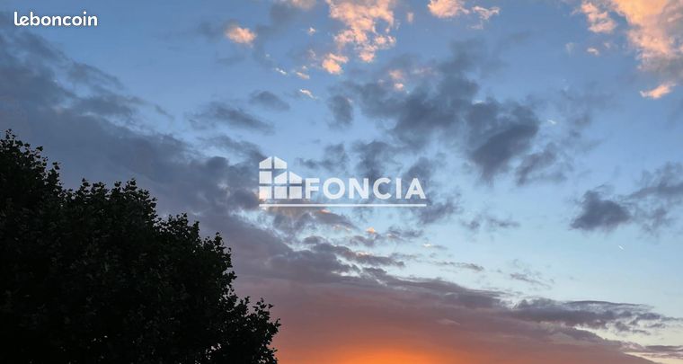 https://img.leboncoin.fr/api/v1/lbcpb1/images/b1/9f/2e/b19f2e98cdccb3a86cdd828a438c892fc600631d.jpg?rule=ad-image