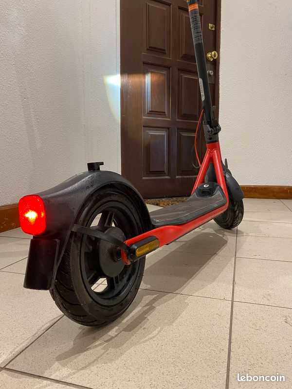 Trotinette électrique Ninebot avec son facture d’achat (image 5)
