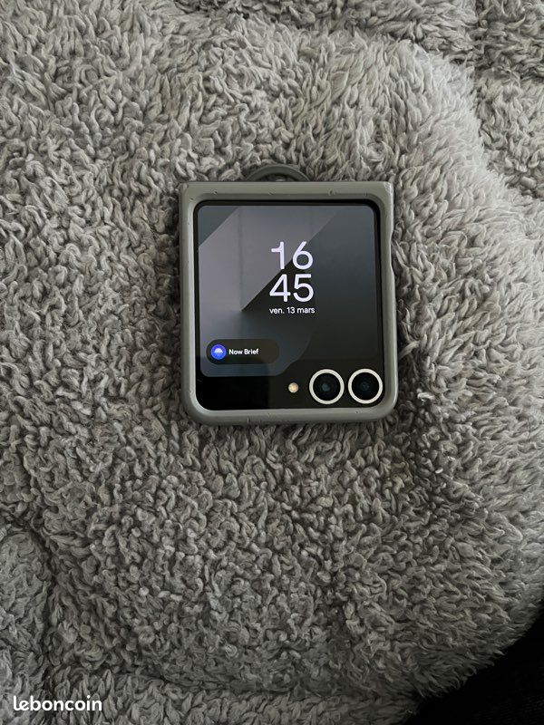 Samsung z flip 6 256g (image 3)