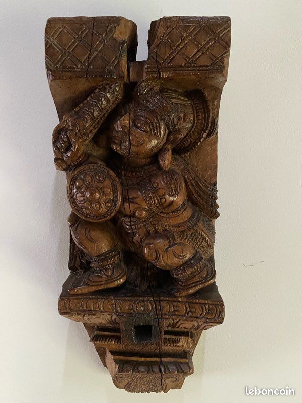 Sculpture Guerrier Lombok – Bois Sculpté Main – Indonésie – Neuf
