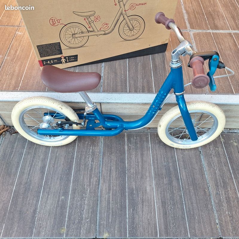 Draisienne decathlon btwin runride 900 Vélos