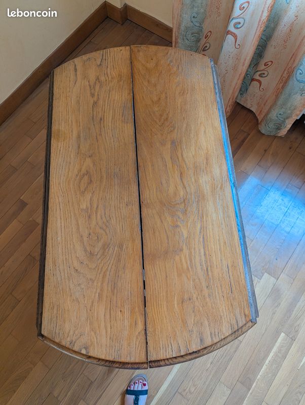 Table ronde en chêne massif à rabats & très extensible (style Henri II / Porte-portefeuille) (image 4)
