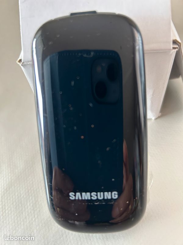 Téléphone portable GSM (image 1)