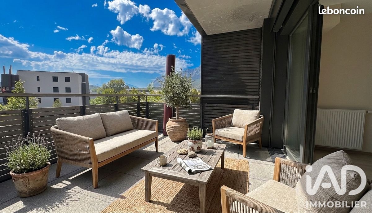 Appartement 5 pièces 94 m² · à Crolles · 94 m² · 375 000 €