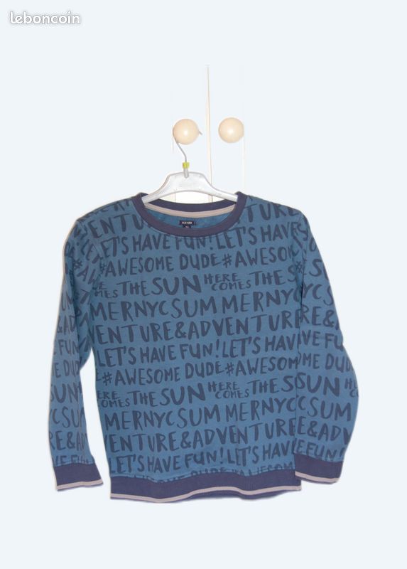 Pull bleu avec écriture 10 ans (image 1)