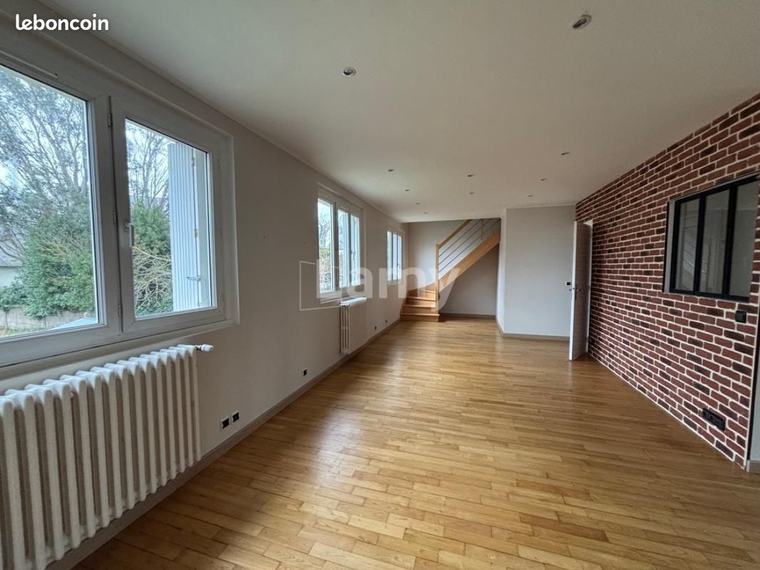 Maison 3 pièces 94 m² · à Saint-Malo · 94 m² · 750 €