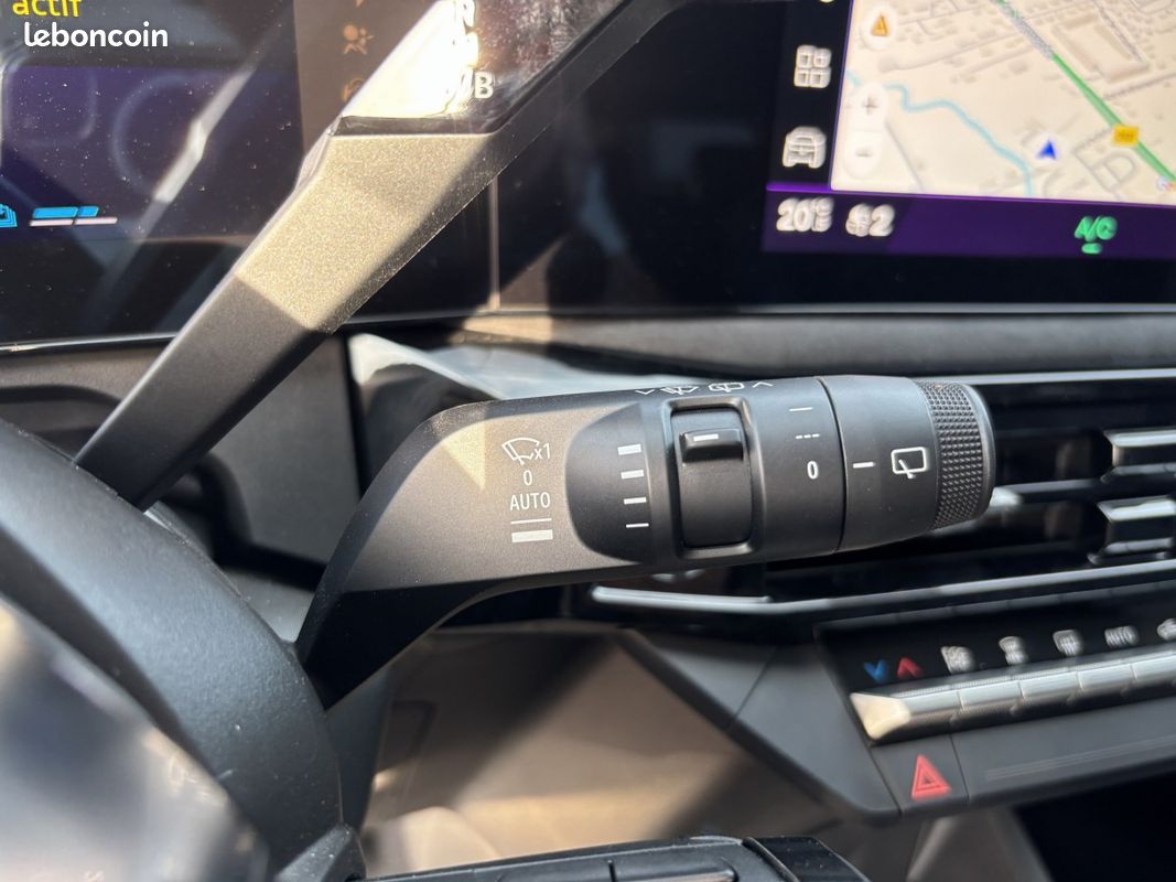 Renault Clio (6) esprit Alpine full hybrid E-Tech 160 ch (image 21)