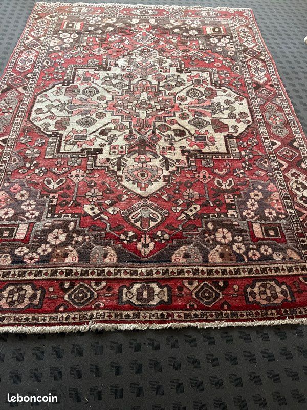 Tapis d'orient classique noué main en laine Crème 120x180 cm BENARES | Maisons du Monde