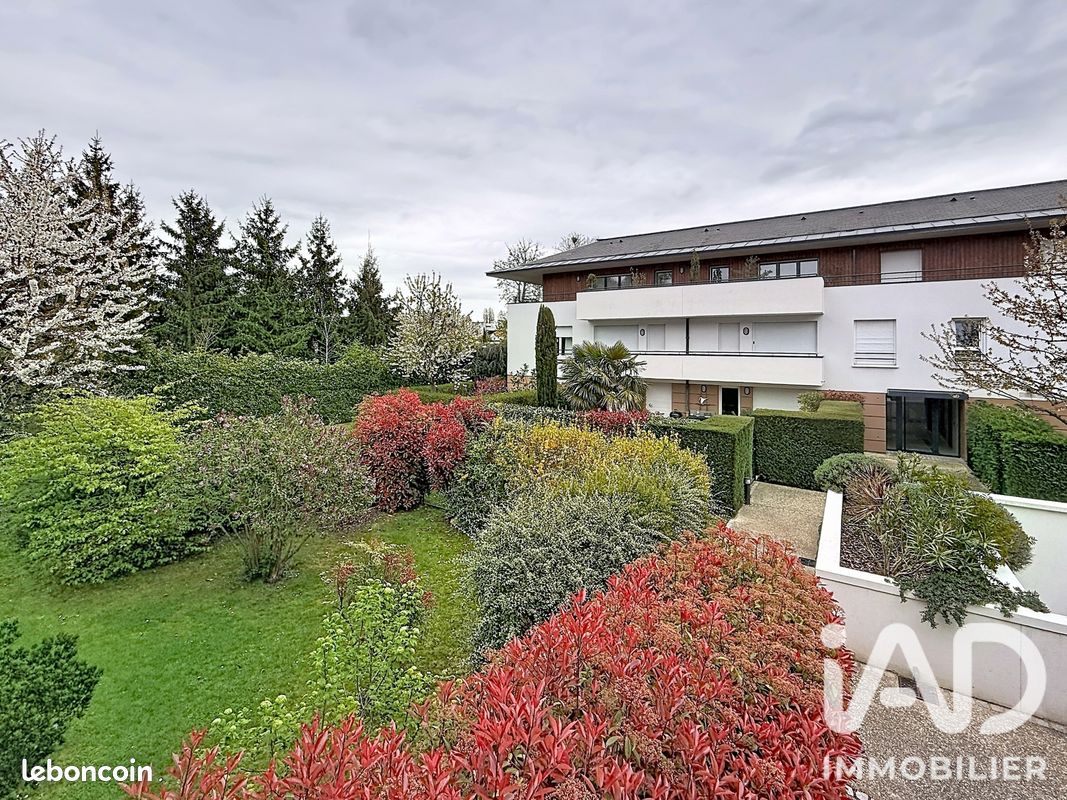 Appartement 5 pièces 130 m² · à Vaucresson · 130 m² · 980 000 €