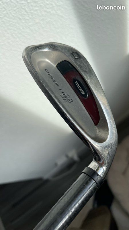 Fer 6 Wilson Deep Red II – Droitier – Shaft Acier Regular – Grip Golf Pride