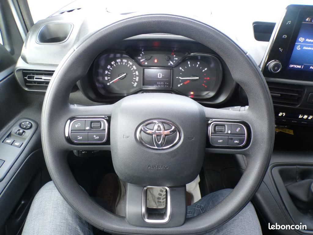 Toyota Proace City 1.5 D-4D 100 MEDIUM STYLE (image 15)